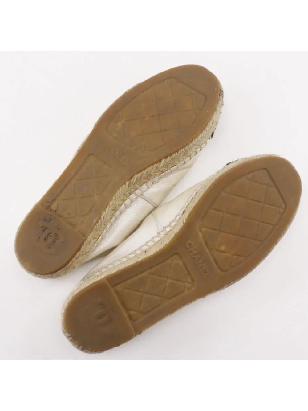 Chanel Espadrilles CC Logo B Lambskin White Slip Ons Slipper